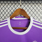 Camiseta Retro Real Madrid Away 2017 - Con Parches