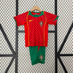 Camiseta y Pantalones para niños Portugal 24/25