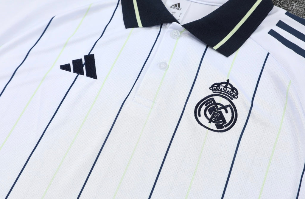 Camiseta y Pantalón Real Madrid 25/26