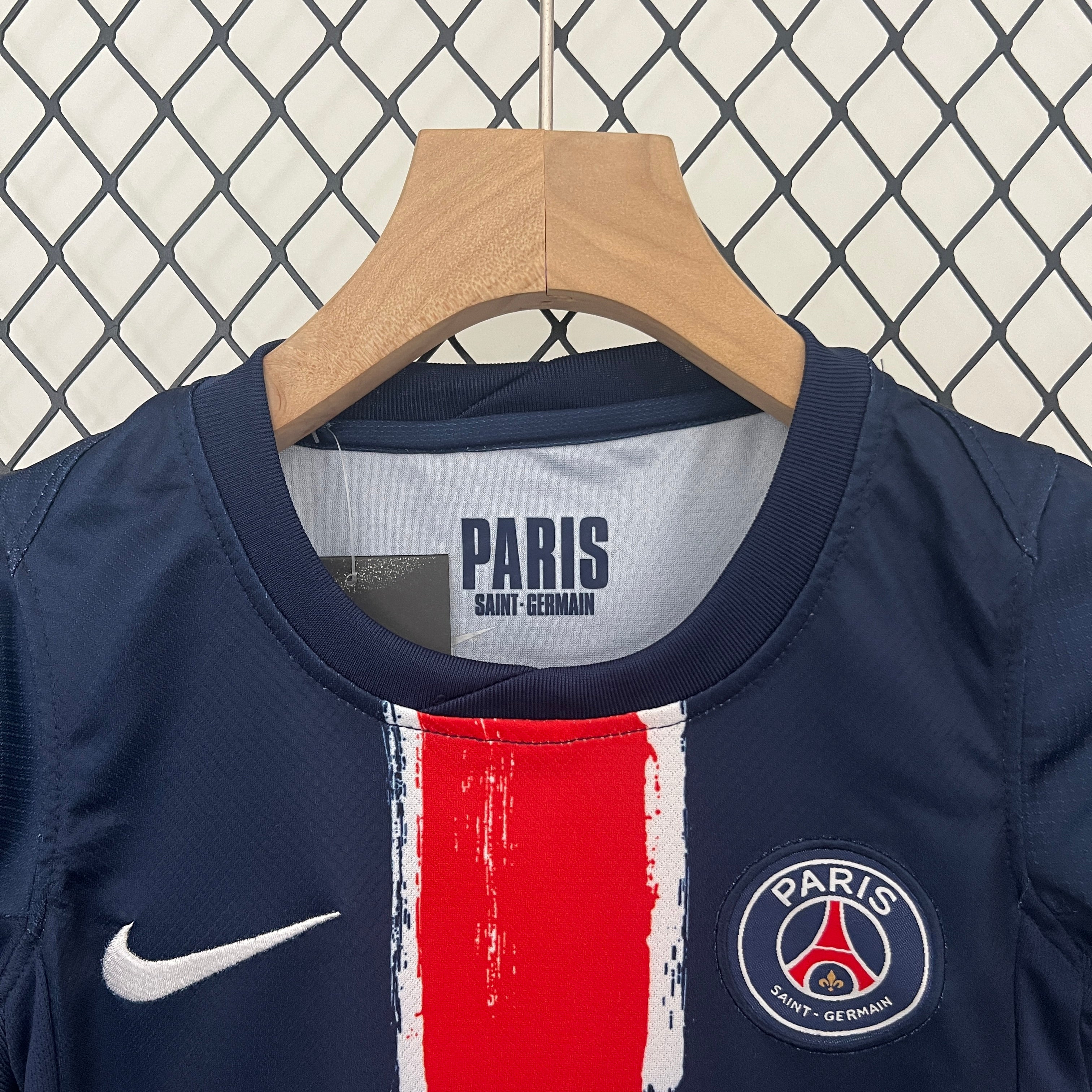 Camiseta y Pantalones para niños PSG Home 24/25