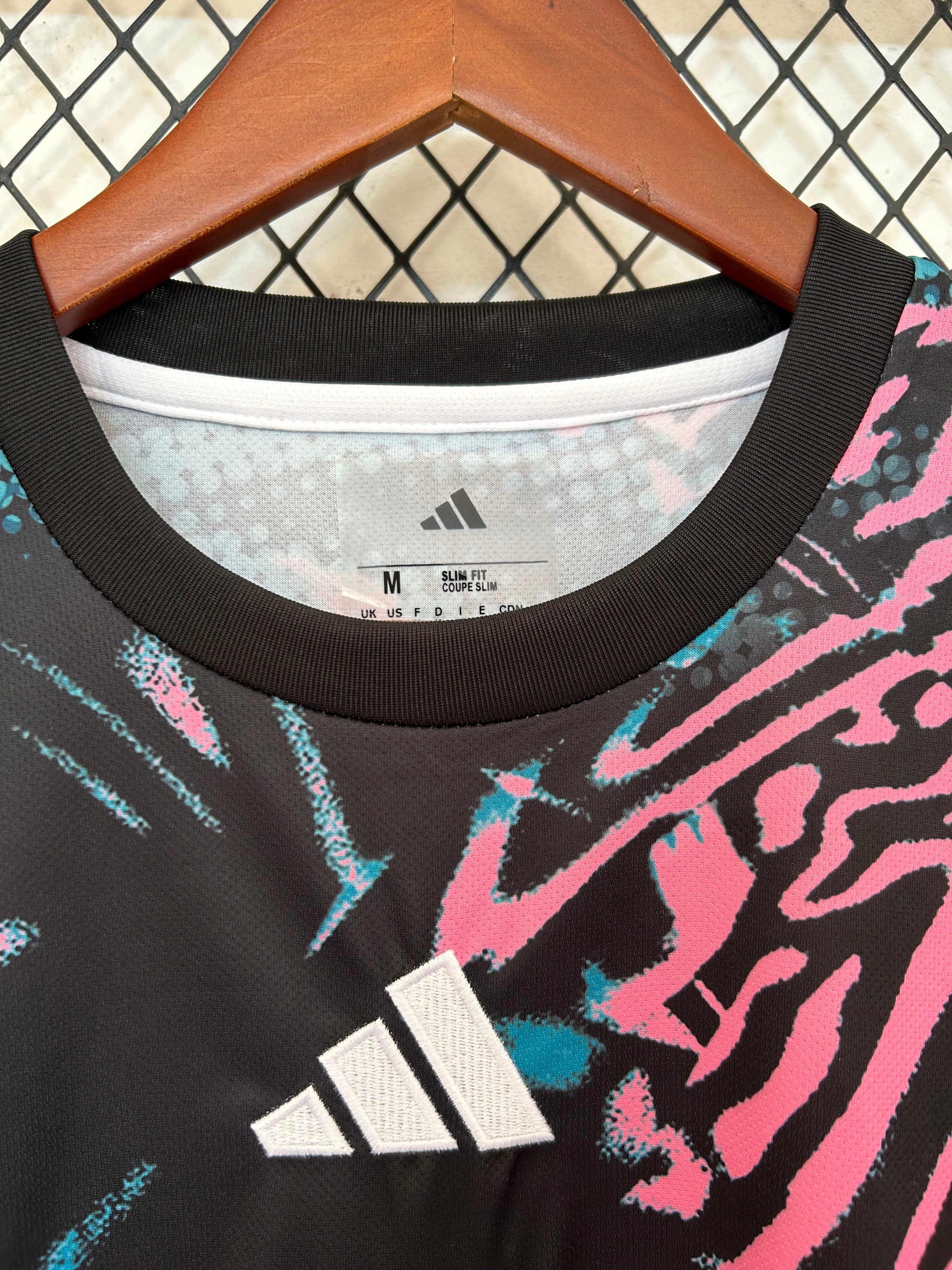 Camiseta Liverpool prepartido 2026/27