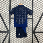 Camiseta y Pantalones para niños Manchester United Away 24/25