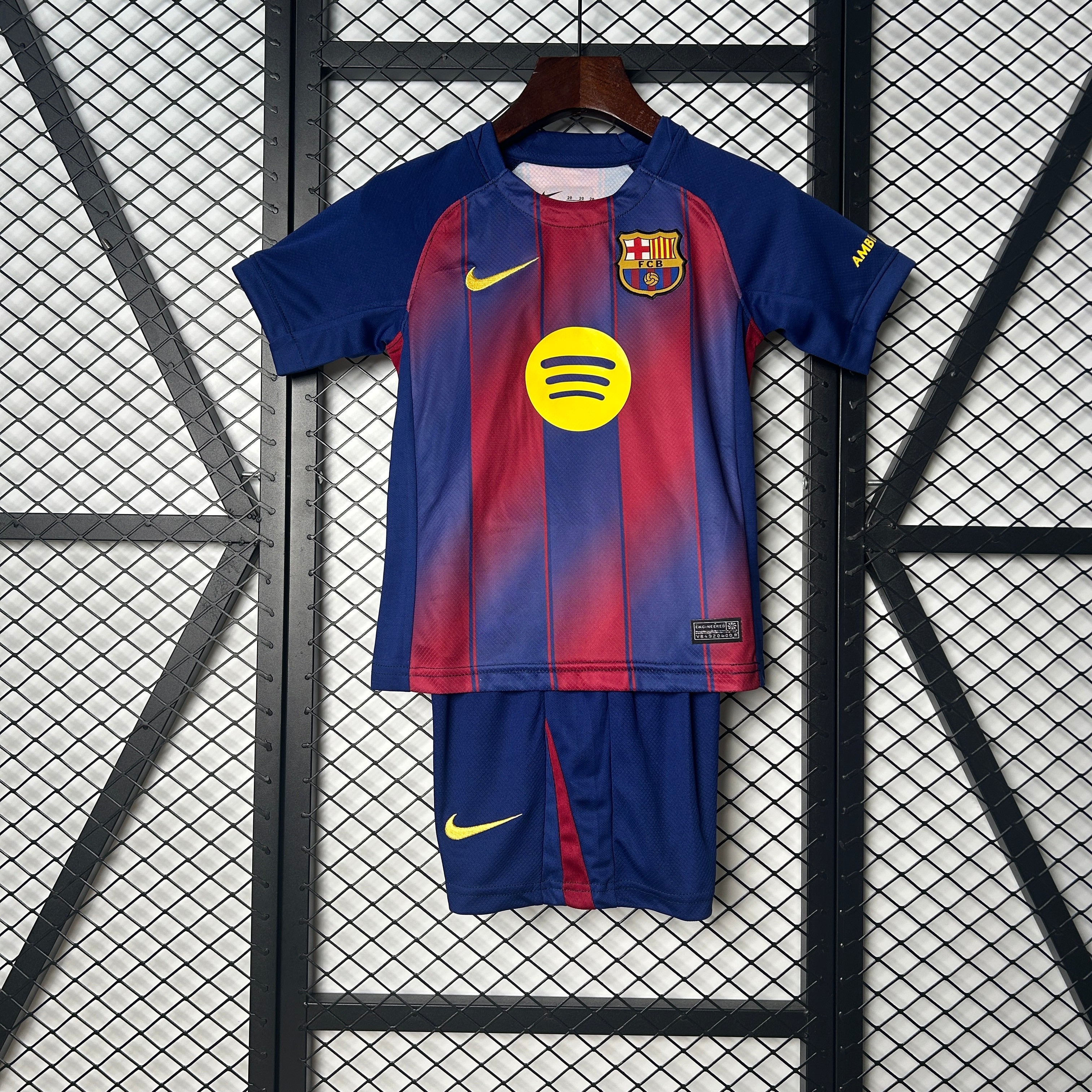 Camiseta y Pantalones para niños FC Barcelona Home 25/26