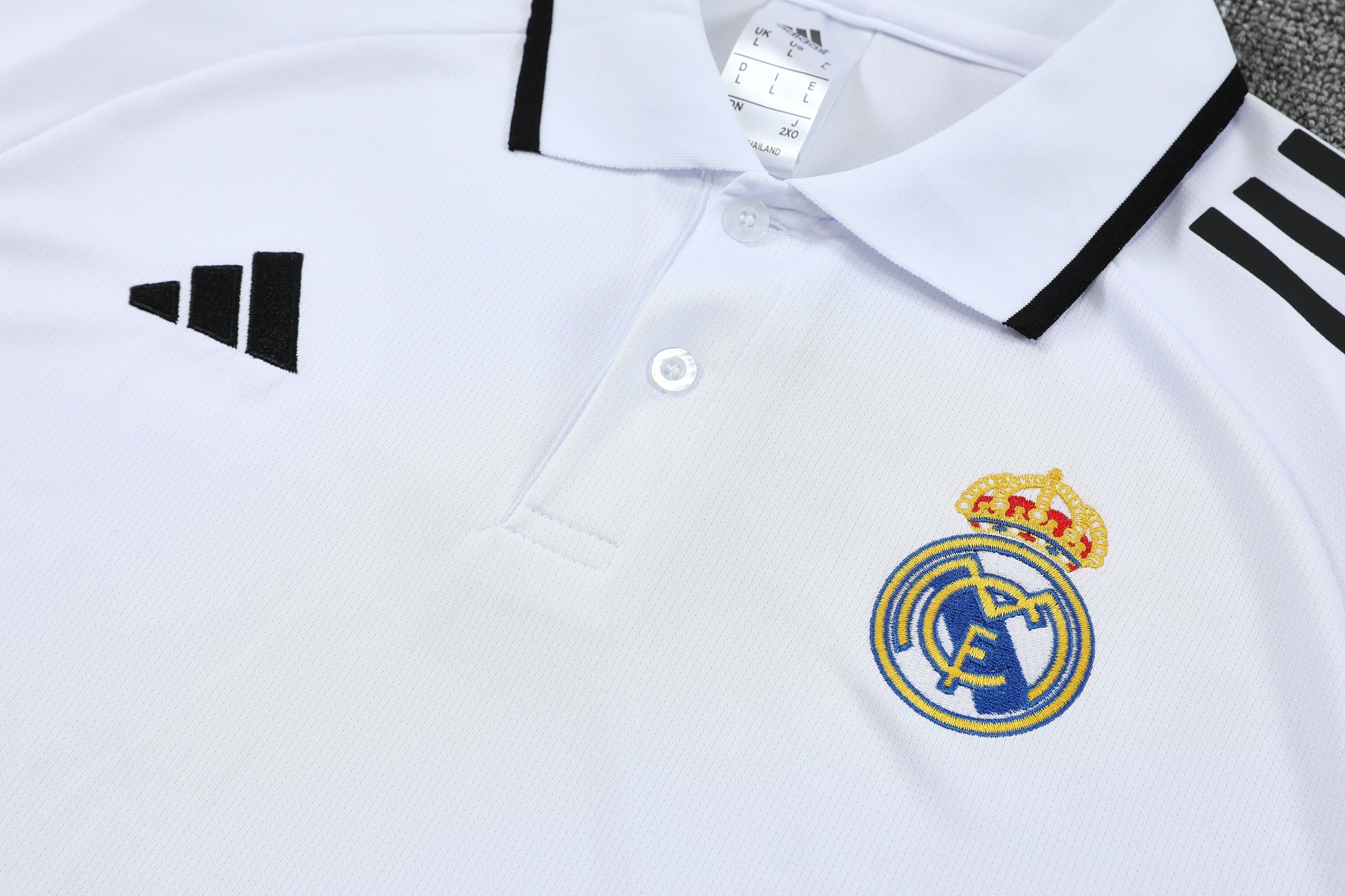 Camiseta y Pantalón Real Madrid 25/26