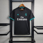 Camiseta Retro Real Madrid 2017/2018 - Con Parches