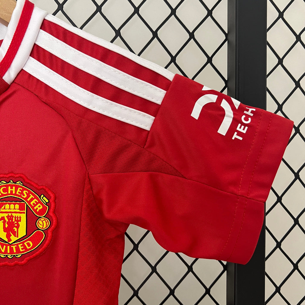 Camiseta y Pantalones para niños Manchester United Home 24/25