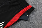 Camiseta y Pantalón corto de entrenamiento Manchester United 2025/26