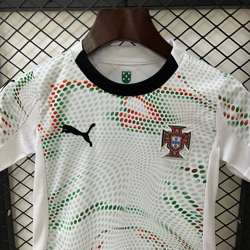 Camiseta y Pantalones para niños Portugal 25/26