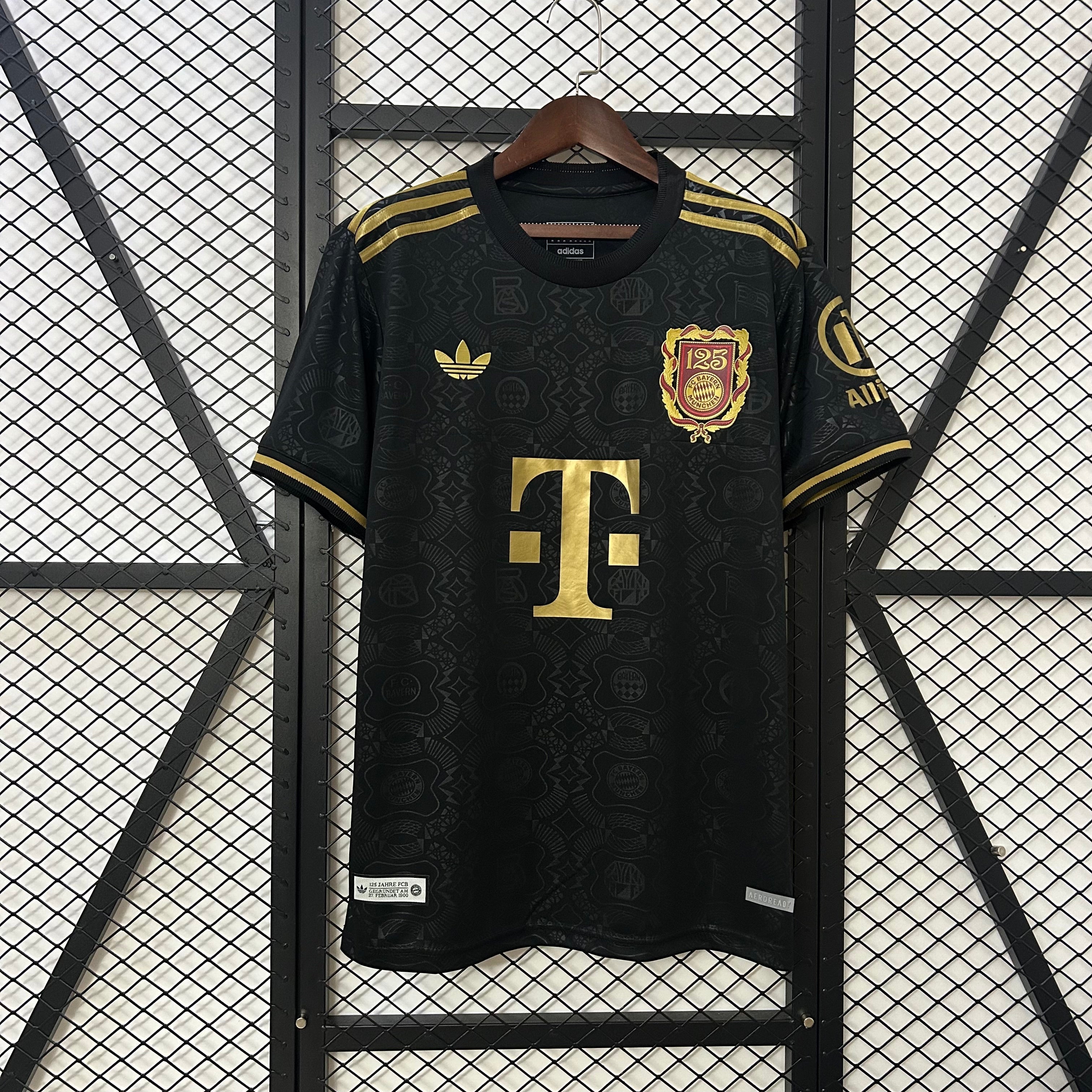 Camiseta Bayern de Múnich 125 Años 25/26