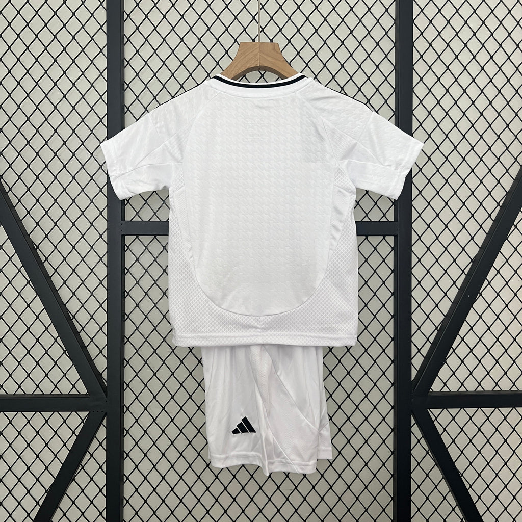 Camiseta y Pantalones para niños Real Madrid Home 2024/25