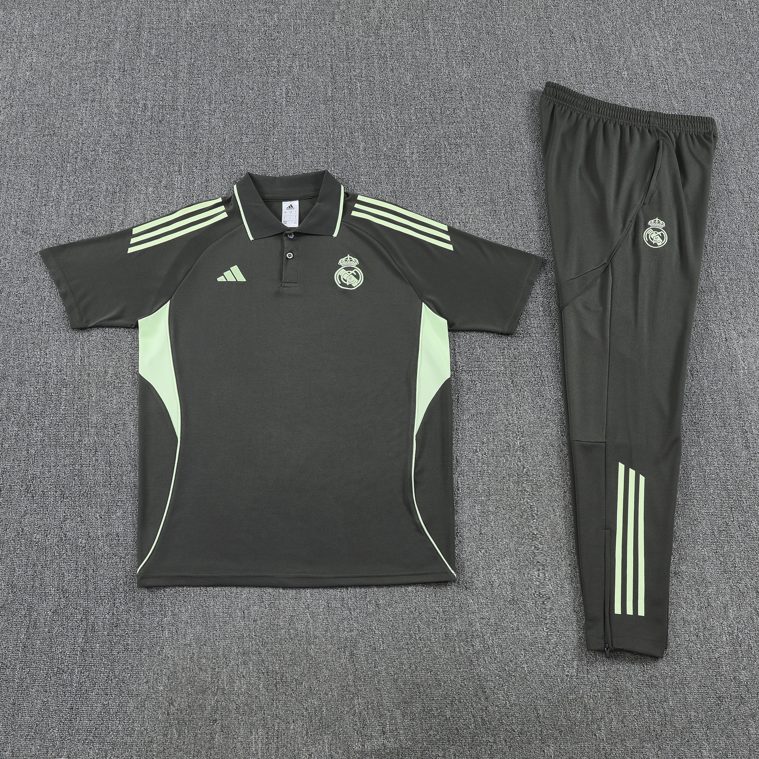 Camiseta y Pantalón Real Madrid 25/26