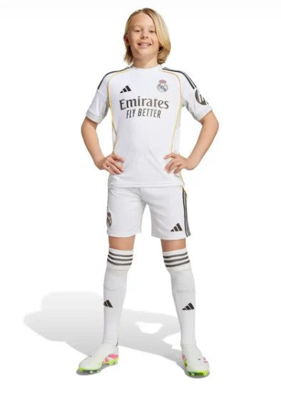 Camiseta y Pantalones para niños Real Madrid Home 25/26 - Con Medias