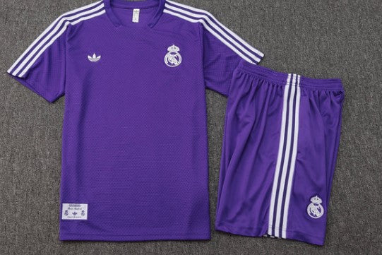 Camiseta y Pantalón corto de entrenamiento Real Madrid 25/26