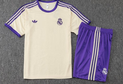 Camiseta y Pantalón corto de entrenamiento Real Madrid 25/26