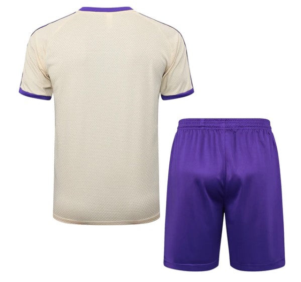 Camiseta y Pantalón corto de entrenamiento Real Madrid 25/26