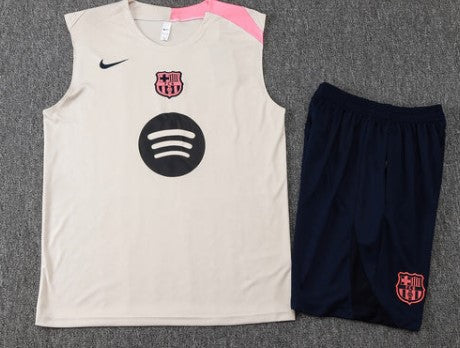 Camiseta y Pantalón corto de entrenamiento FC Barcelona 25/26