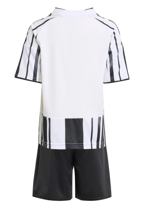 Camiseta y Pantalones para niños Juventus Home 25/26