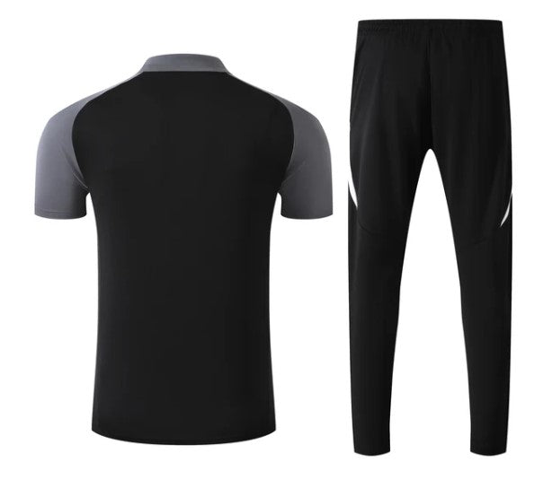 Camiseta y Pantalón Manchester United 25/26