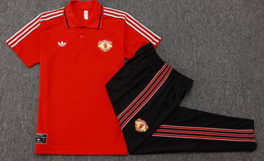 Camiseta y Pantalón Manchester United 25/26