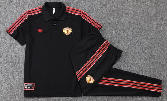 Camiseta y Pantalón Manchester United 25/26