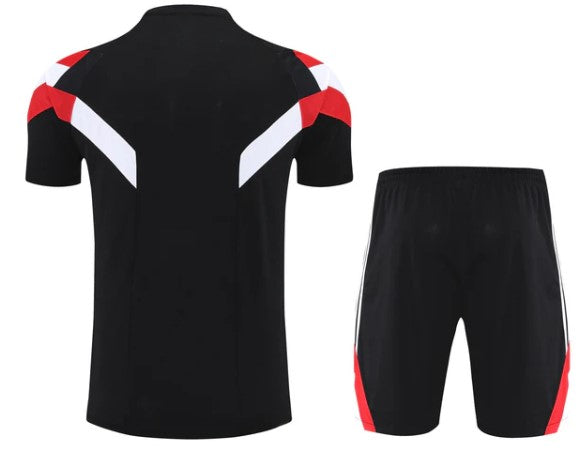 Camiseta y Pantalón corto de entrenamiento Manchester United 25/26