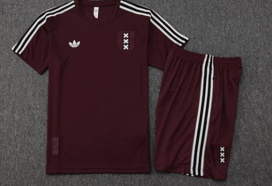 Camiseta y Pantalón corto de entrenamiento Ajax 25/26