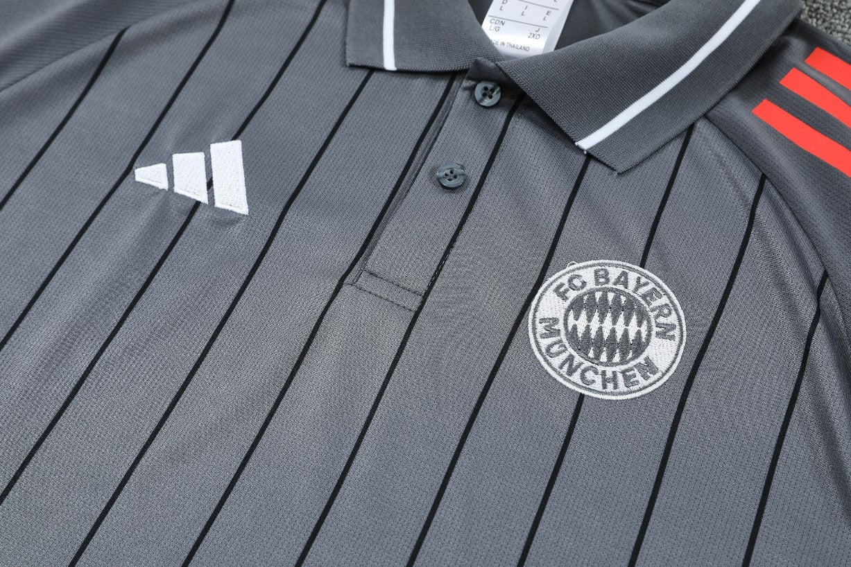 Polo y Pantalón Bayern Múnich US PACK 2025/26