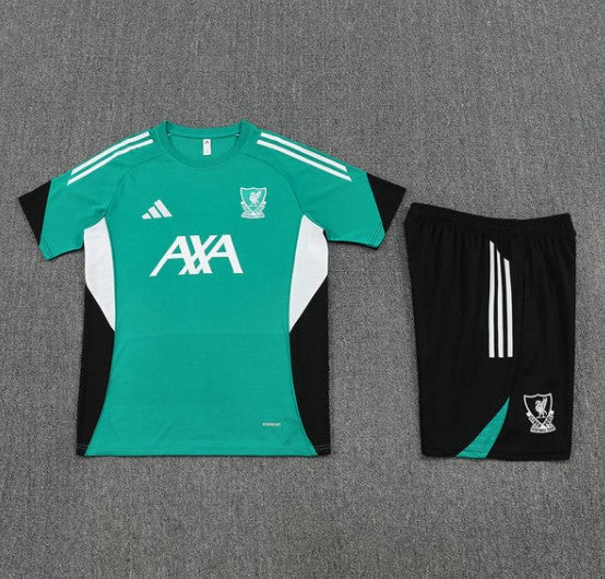 Camiseta y Pantalón corto de entrenamiento Liverpool 2025/26