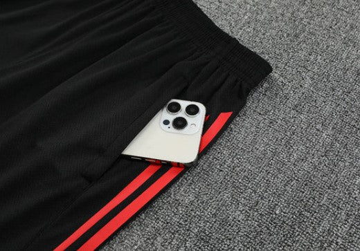 Camiseta y Pantalón corto de entrenamiento Liverpool 2025/26
