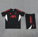 Camiseta y Pantalón corto de entrenamiento para niños Liverpool 2025/26