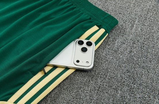 Camiseta y Pantalón corto de entrenamiento Real Madrid 26/27