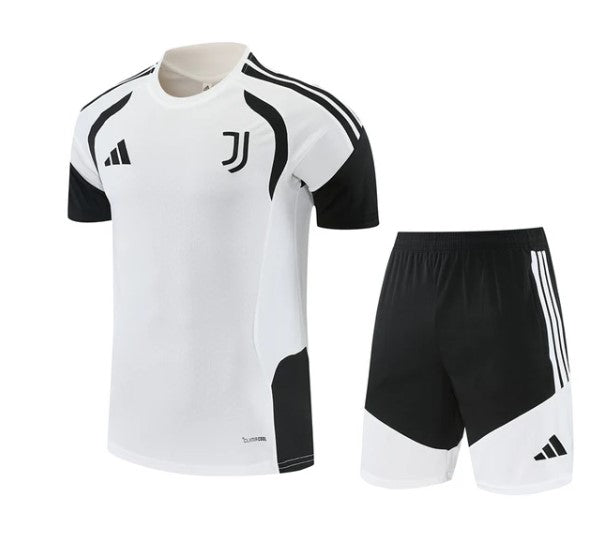 Camiseta y Pantalón corto de entrenamiento para niños Juventus 26/27
