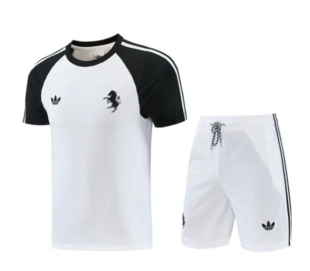 Camiseta y Pantalón corto de entrenamiento para niños Juventus 26/27