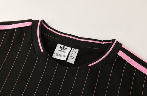 Camiseta y Pantalón corto de entrenamiento para niños Juventus 26/27