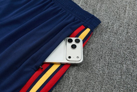 Camiseta y Pantalón corto de entrenamiento para niños España 26/27