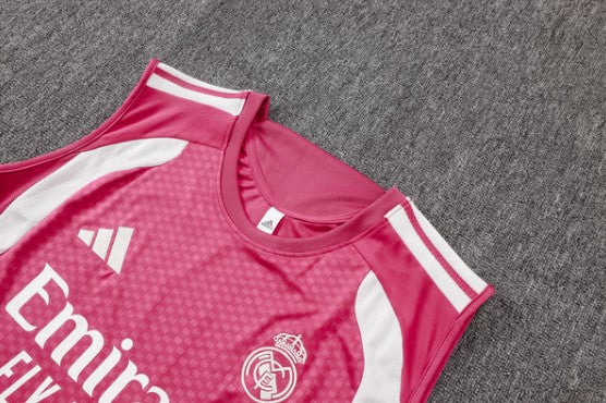 Camiseta y Pantalón corto de entrenamiento Real Madrid 26/27