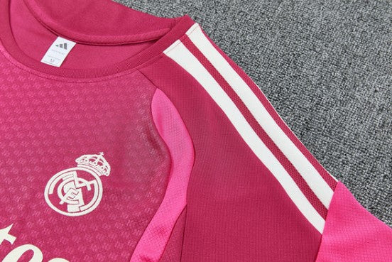 Camiseta y Pantalón corto de entrenamiento Real Madrid 26/27