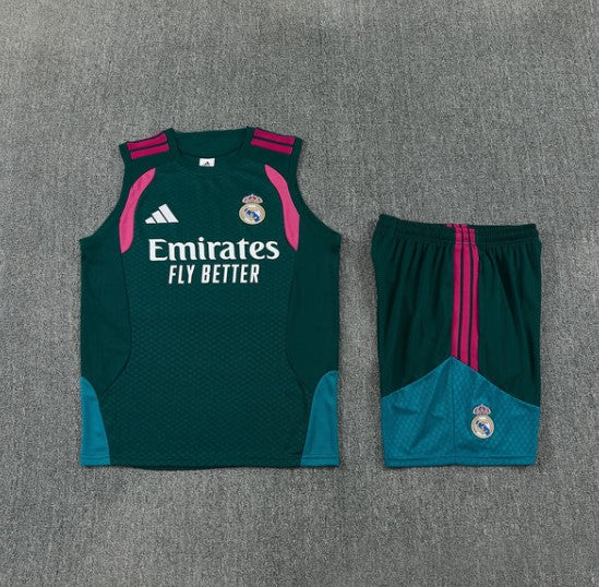 Camiseta y Pantalón corto de entrenamiento Real Madrid 26/27