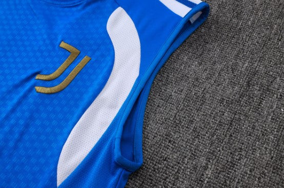 Camiseta y Pantalón corto de entrenamiento Juventus 26/27