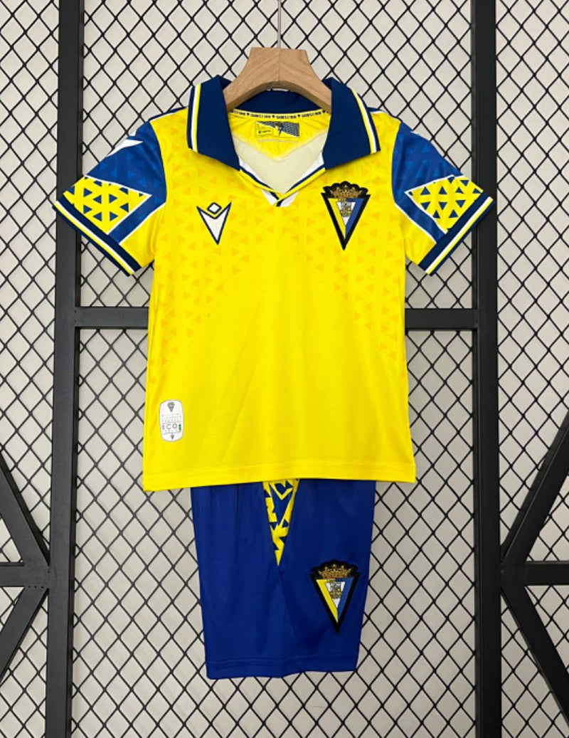 Camiseta y Pantalones para niños Cádiz CF Home 24/25