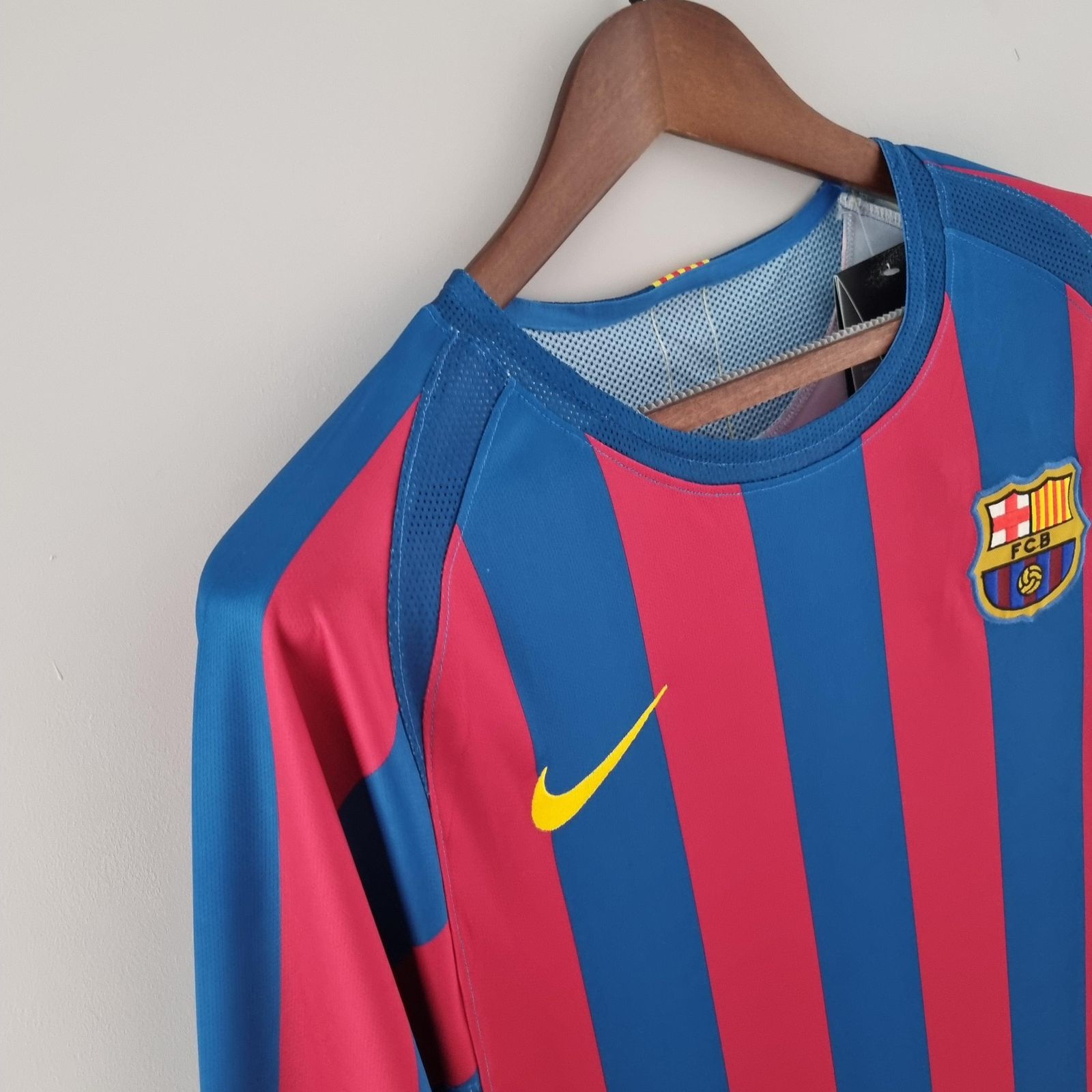 Camiseta FC Barcelona Manga Larga - Retro 2005/2006