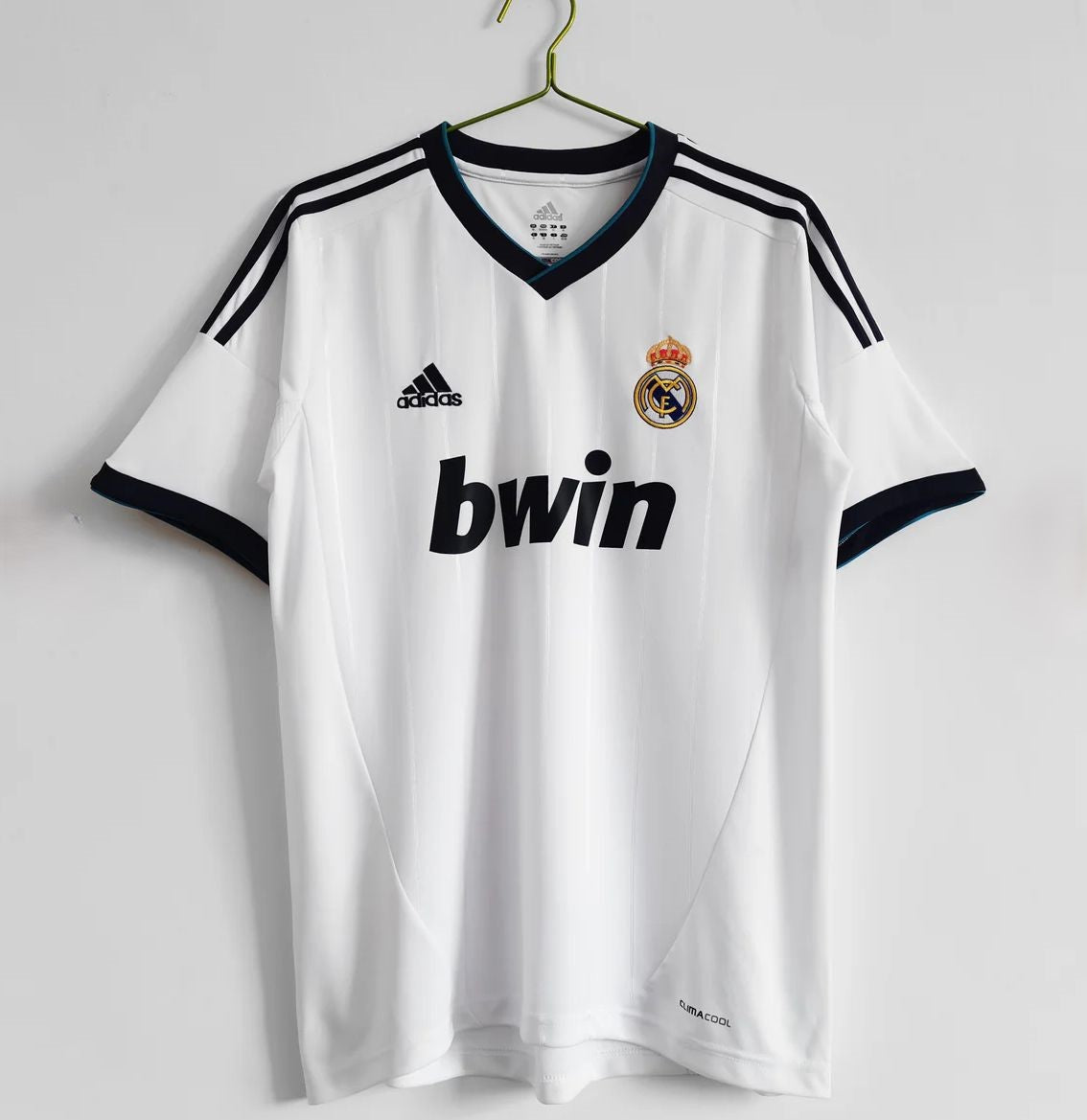 Camiseta Retro Real Madrid 12/13