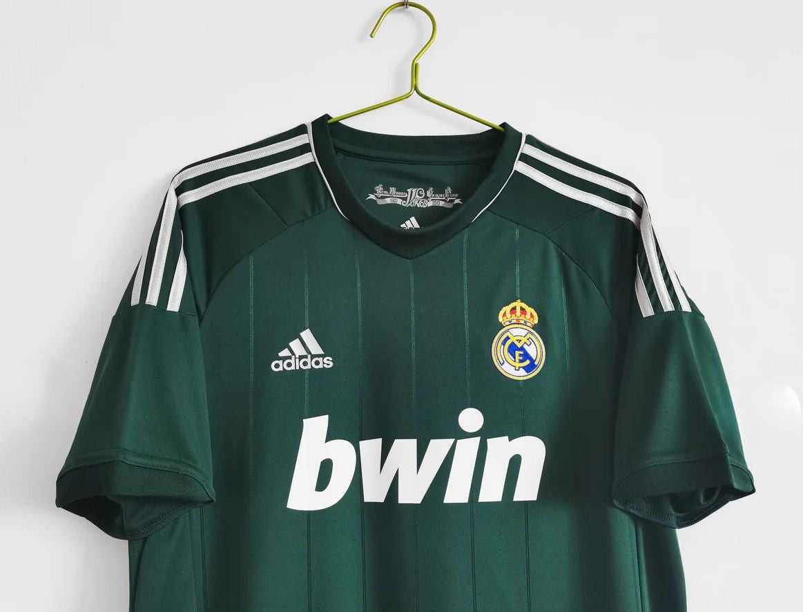 Camiseta Retro Real Madrid 12/13