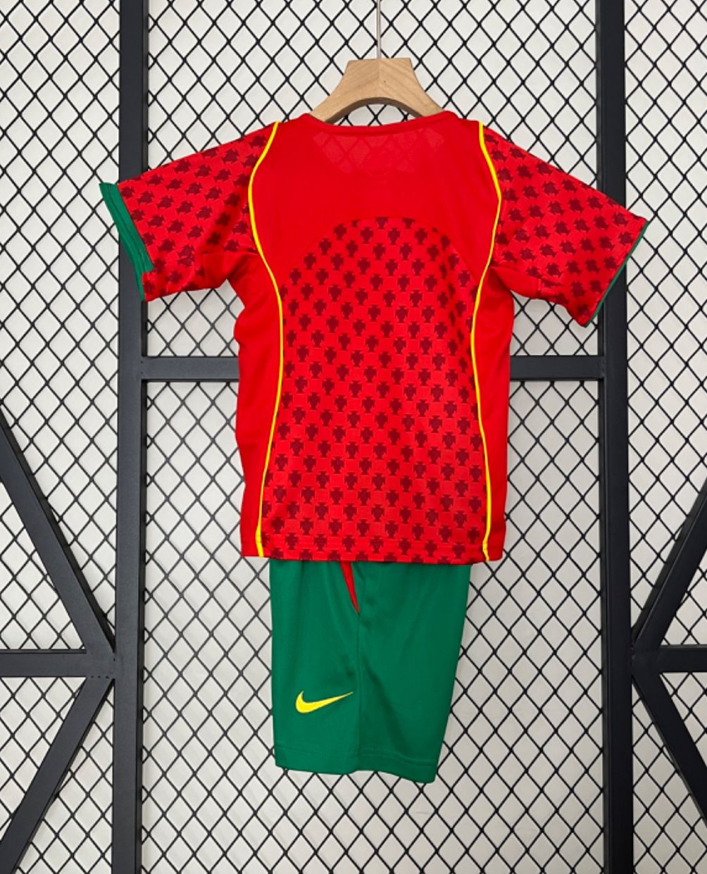 Camiseta y Pantalones para niños Portugal - Retro 2004