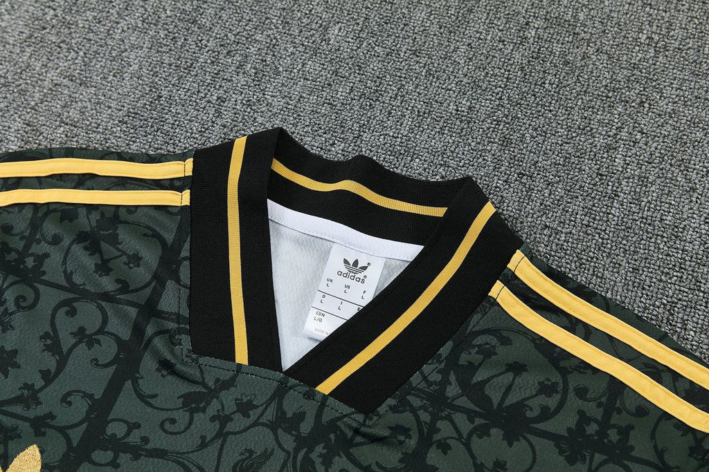 Conjunto camiseta y pantalón Liverpool 26/27