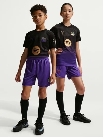 Camiseta y Pantalón para niños  FC Barcelona Away 26/27 - Con  Medias