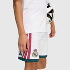 Camiseta y Pantalones para niños Real Madrid Home 2026/27