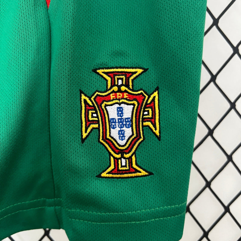 Camiseta y Pantalones para niños Portugal 24/25