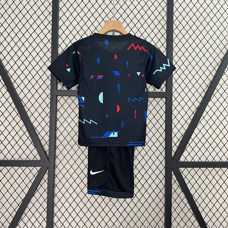 Camiseta y Pantalones para niños Portugal 24/25