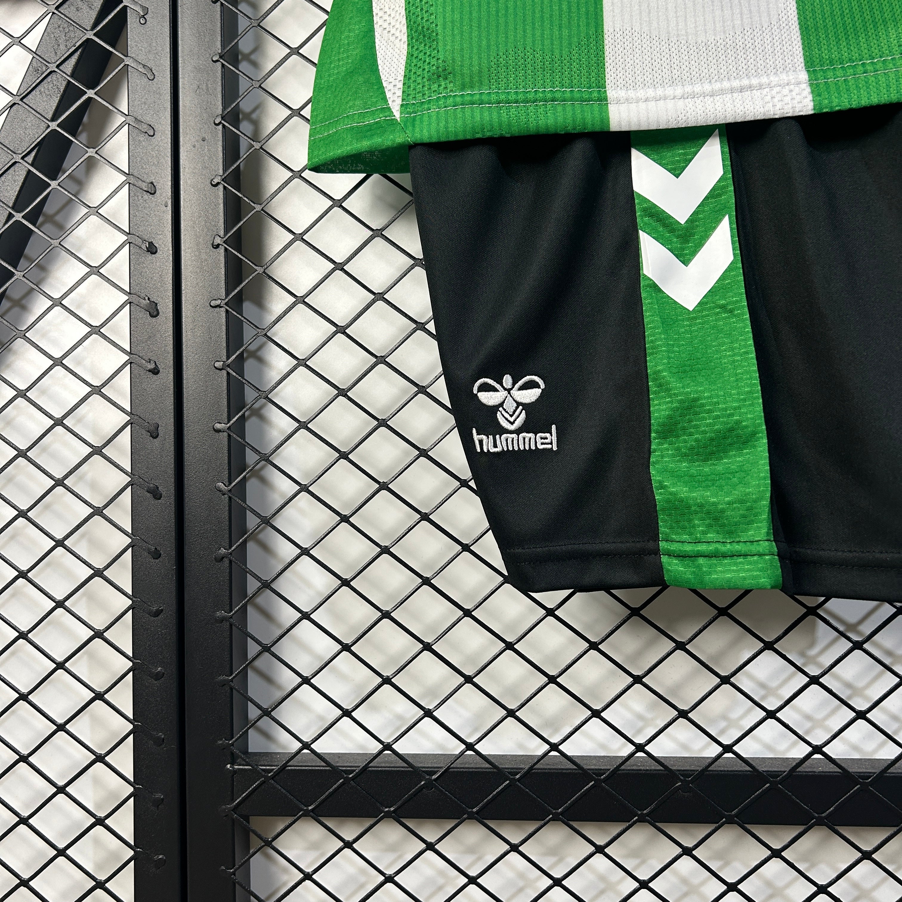 Camiseta y Pantalones para niños Real Betis Home 25/26